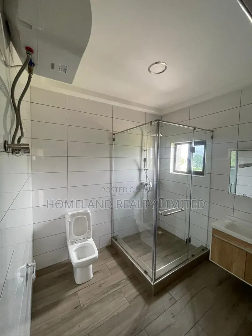 4bdrm Duplex in Westland, Police Station for rent