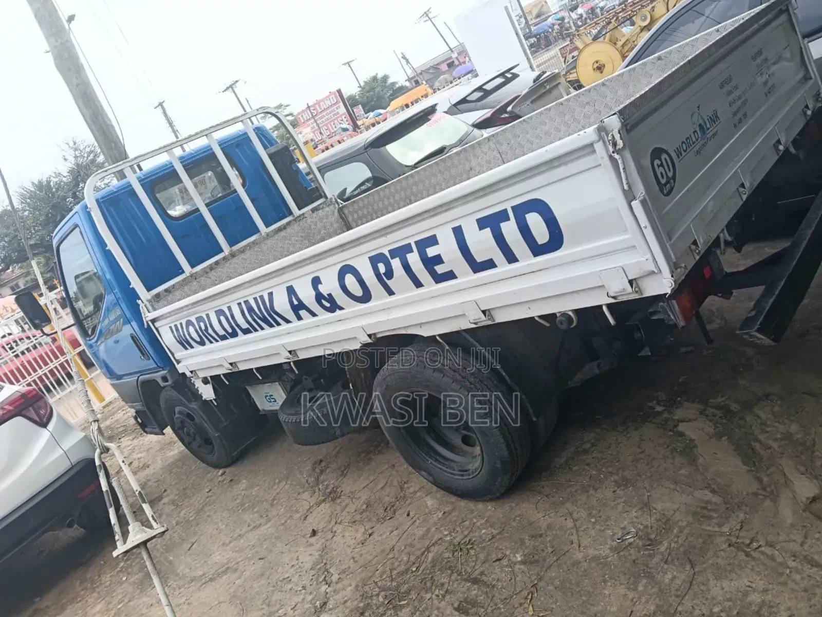 Mitsubishi Canter Truck