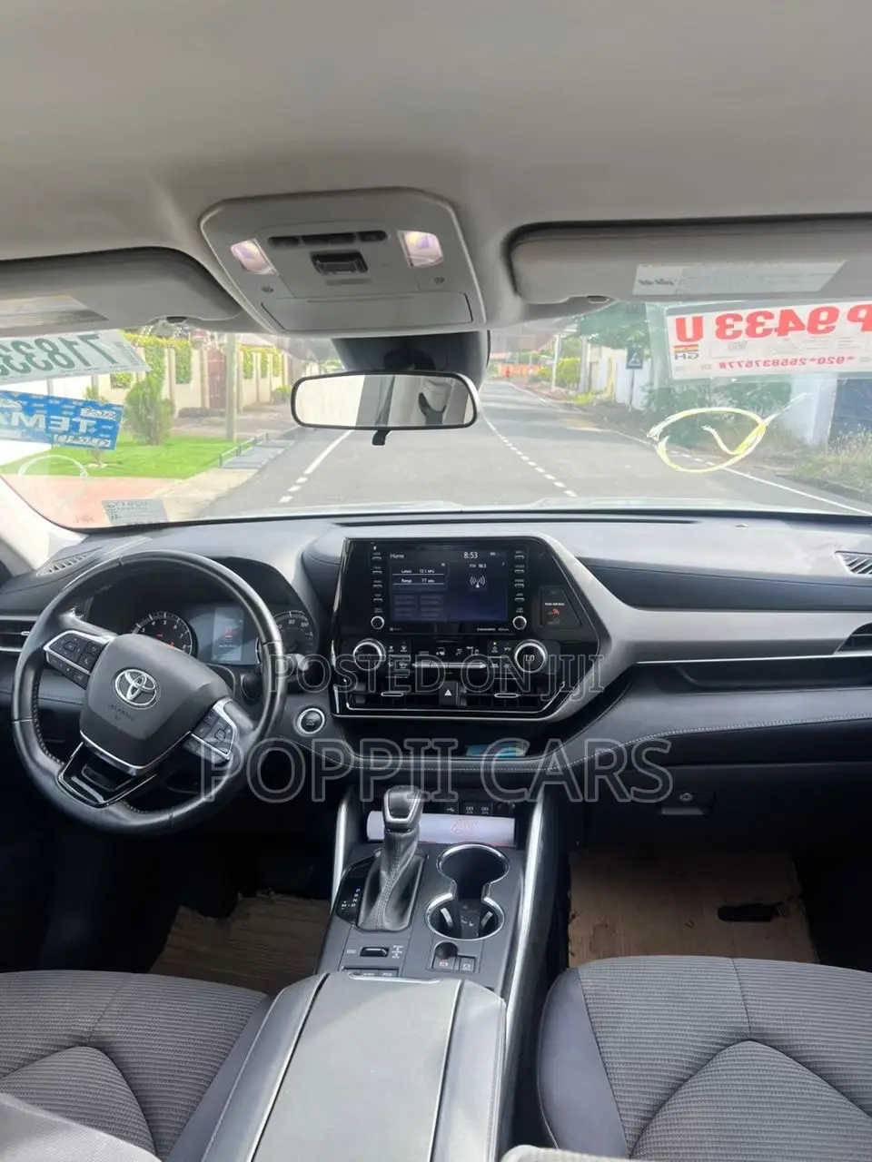 Toyota Highlander LE 2021 Silver