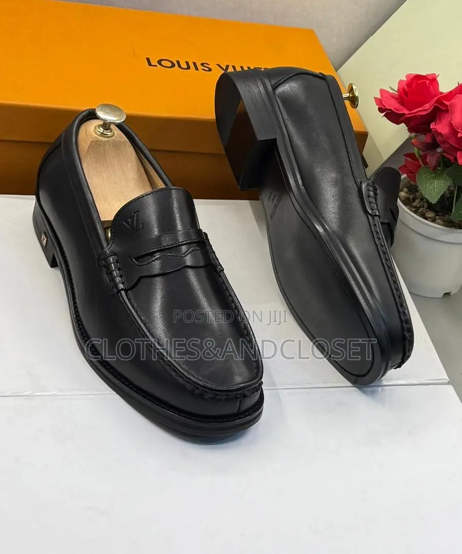 Louis Vuitton Men's Black Leather Loafers