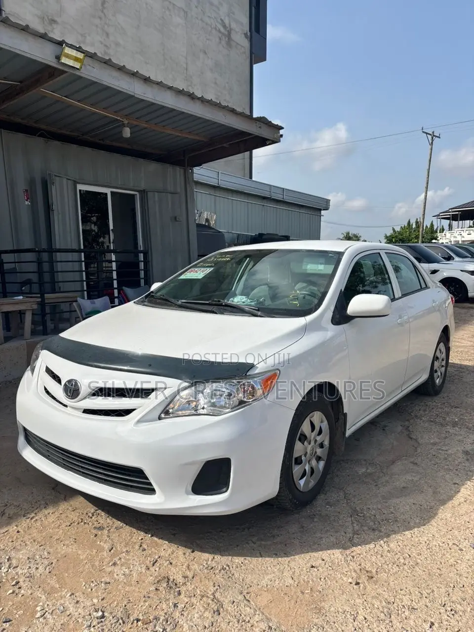 Toyota Corolla LE Special Edition 4dr Sedan (1.8L 4cyl 4A) 2013 White