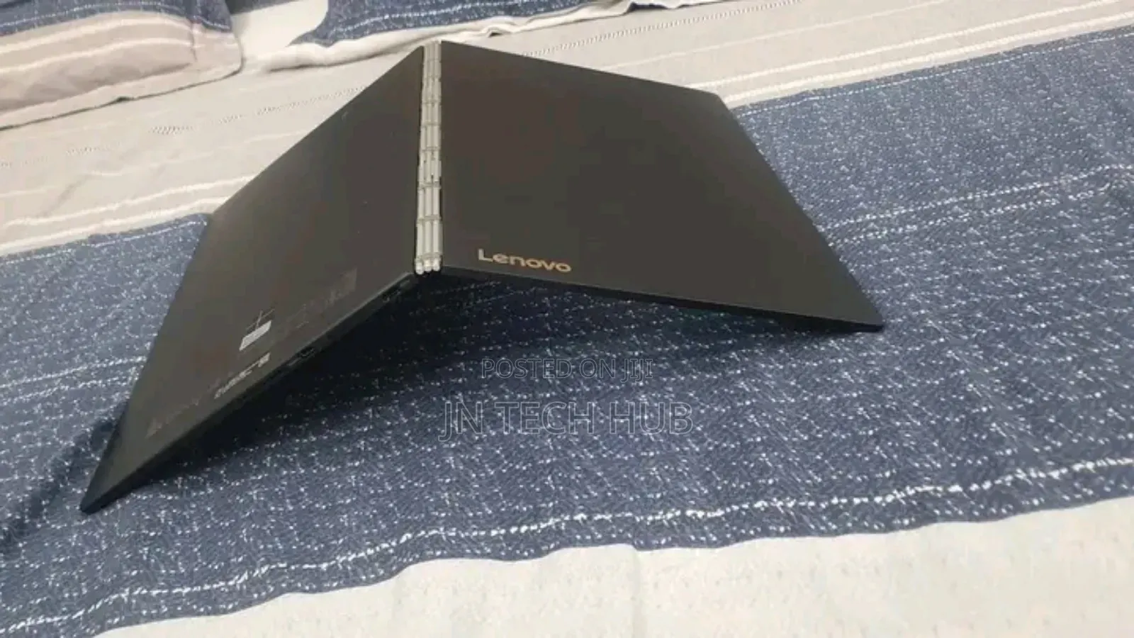 Laptop Lenovo 300e 4GB Intel SSHD (Hybrid) 128GB