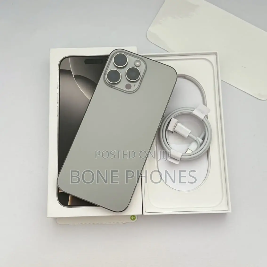 Apple iPhone 16 Pro Max 256 GB Silver