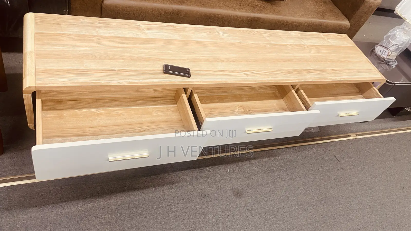 Foreign Wood Tv Stand ( Ds-18)