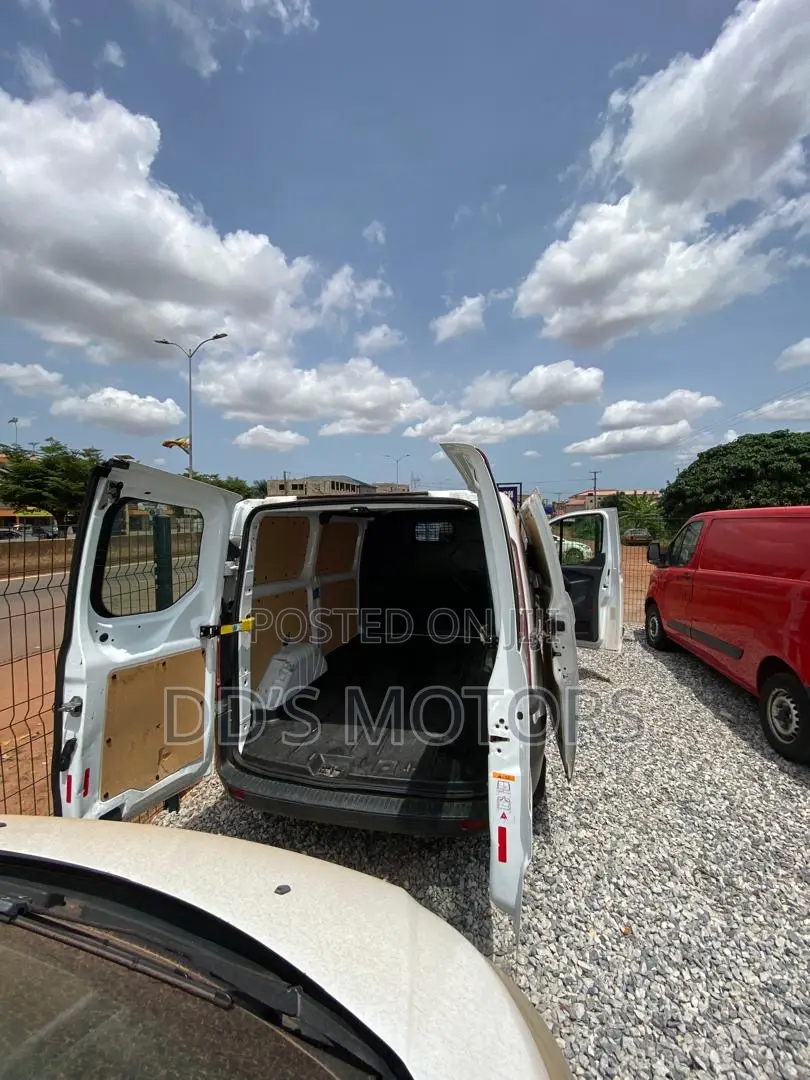 Ford Transit 2015 White