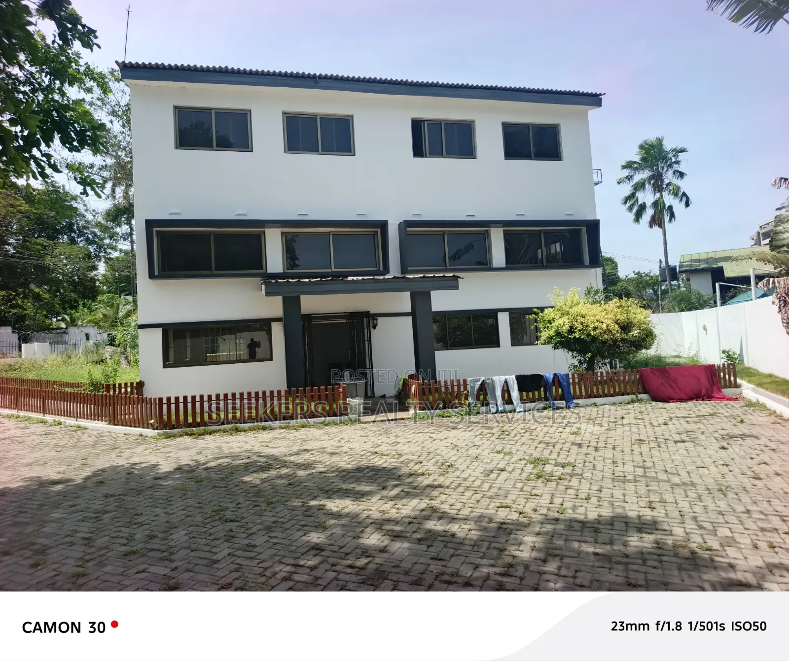 Premium Office Space for Rent – Airport Residential Area