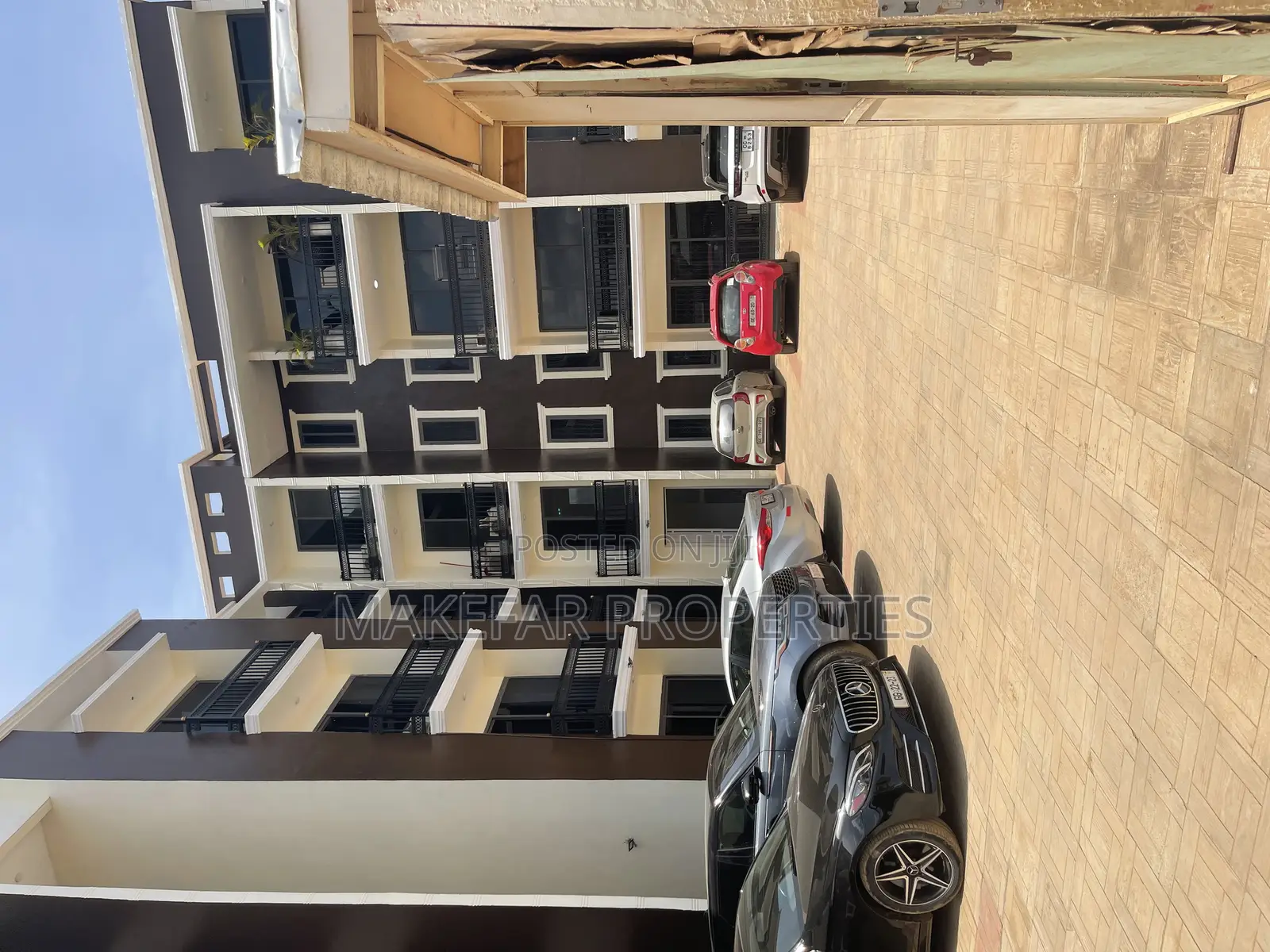 3bdrm Apartment in Adjiriganor for rent