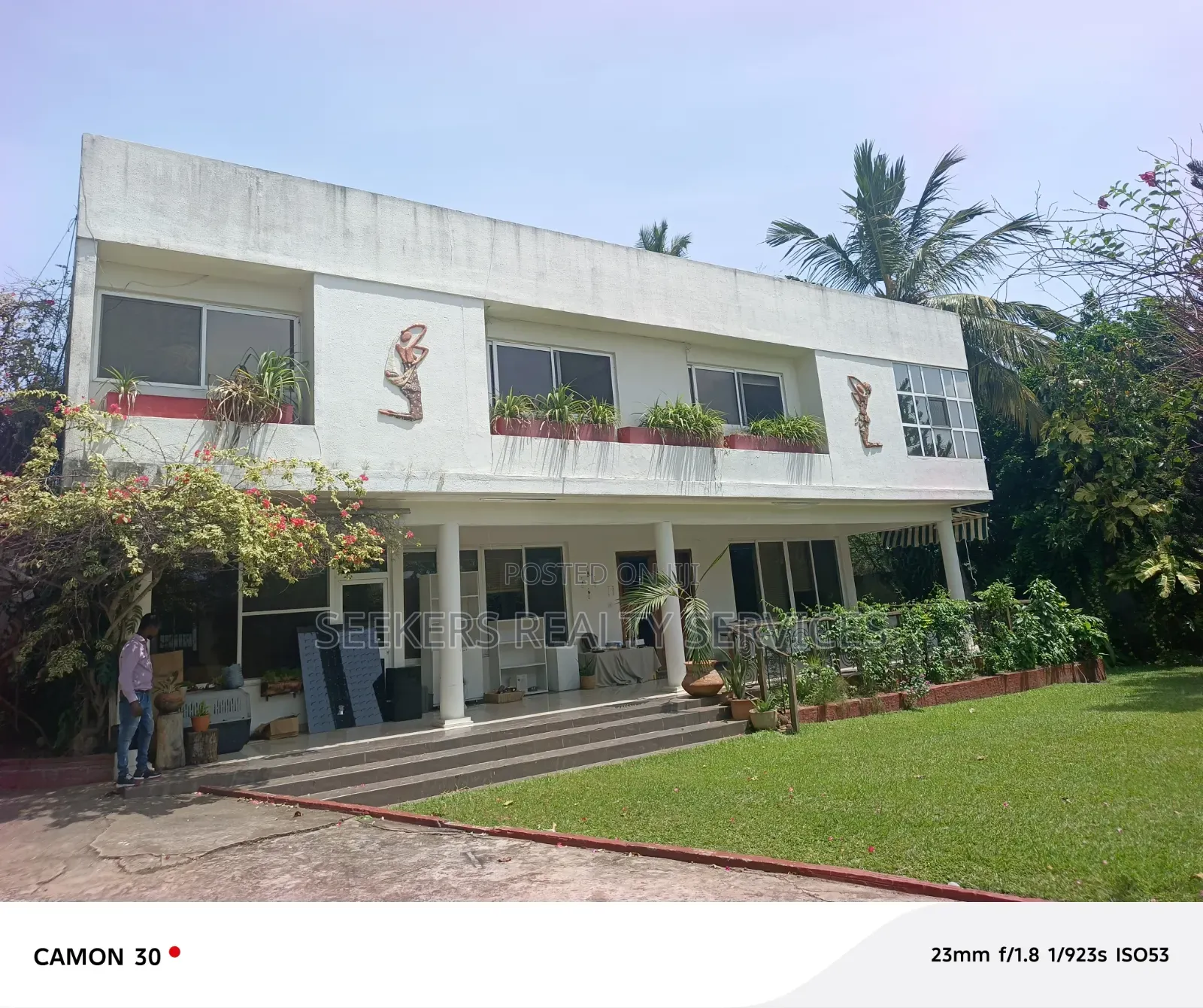 8bdrm House in Seekers Realty, Airport Residential Area for rent