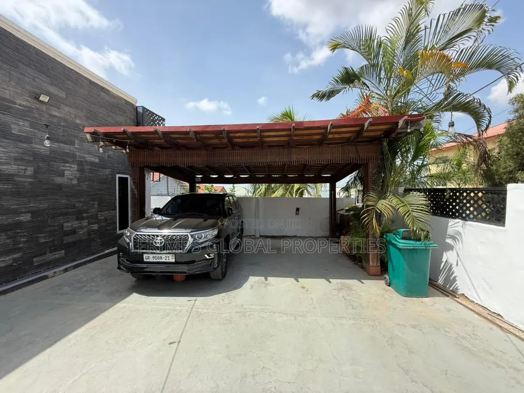 3bdrm House in Pokuase for sale