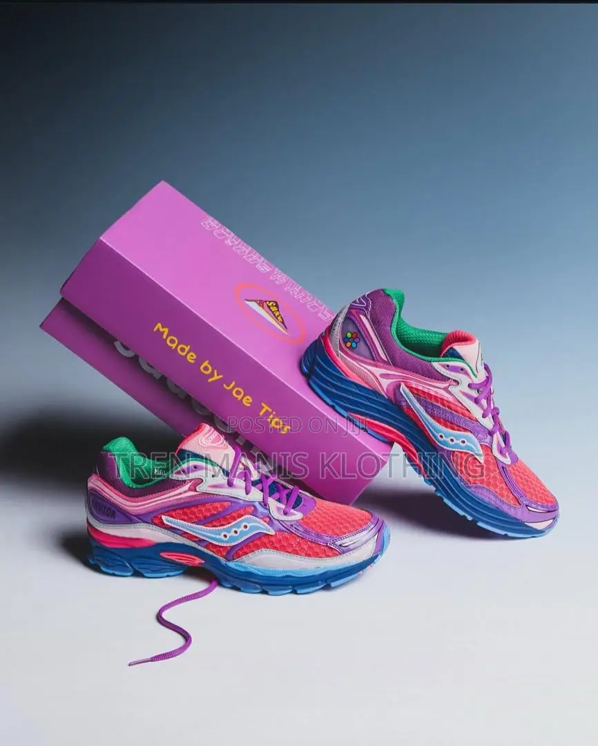 Saucony X Jae Tips Progrid Omni 9 Sneakers