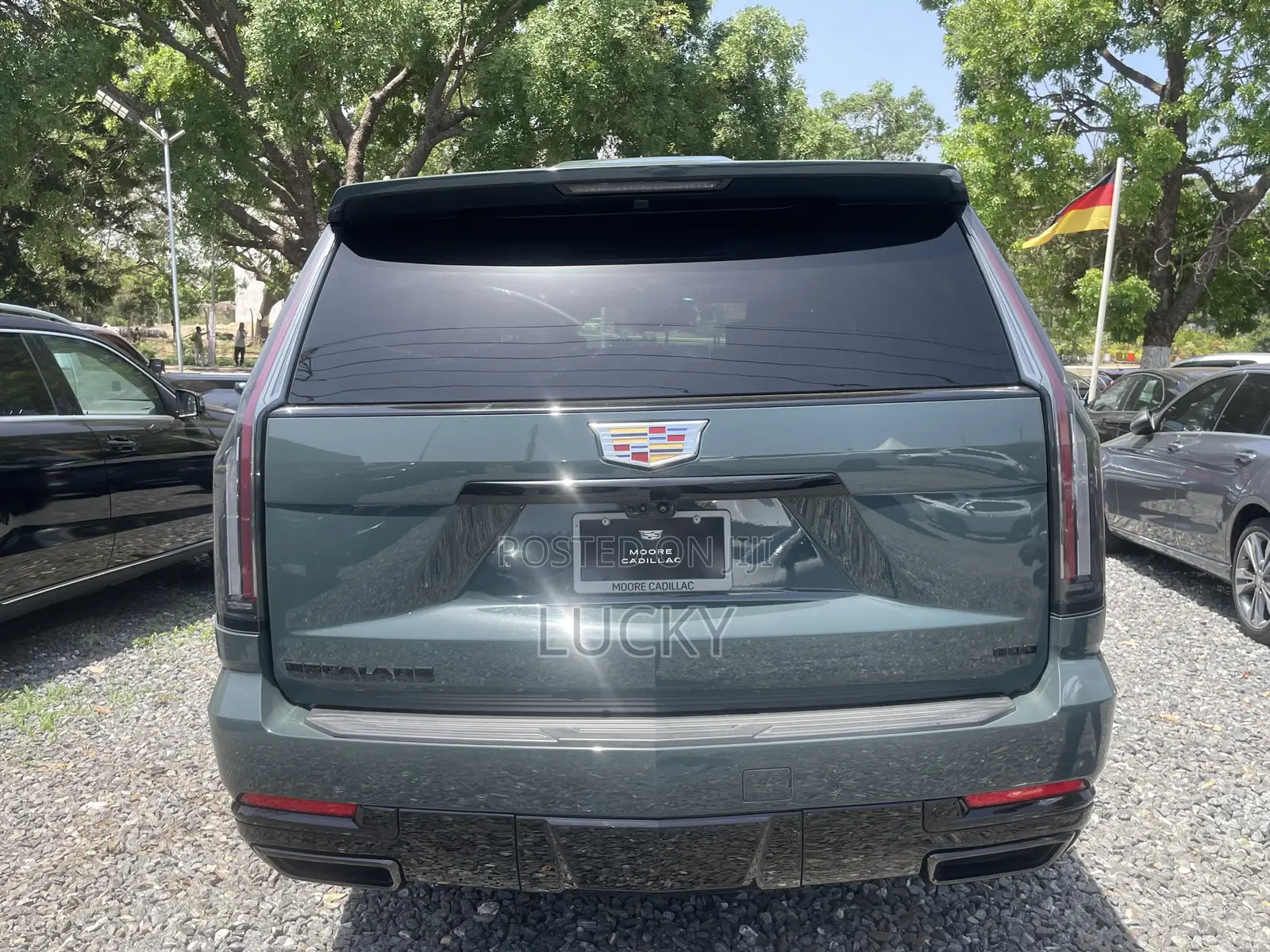 Cadillac Escalade 4WD 4dr Premium Luxury Platinum 2025 Green