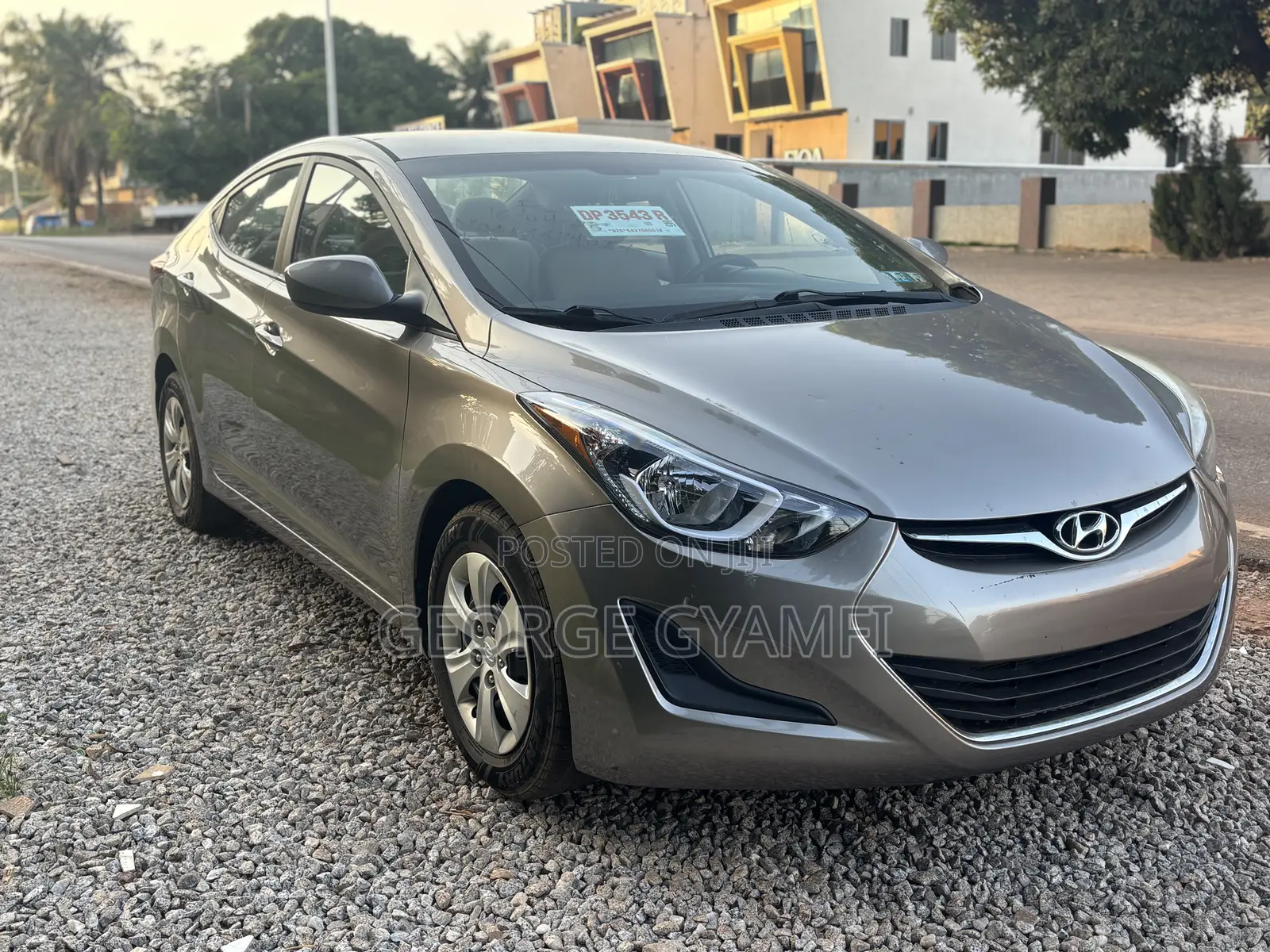 Hyundai Elantra SE Sedan FWD (1.8L 4cyl 6M) 2016 Gray