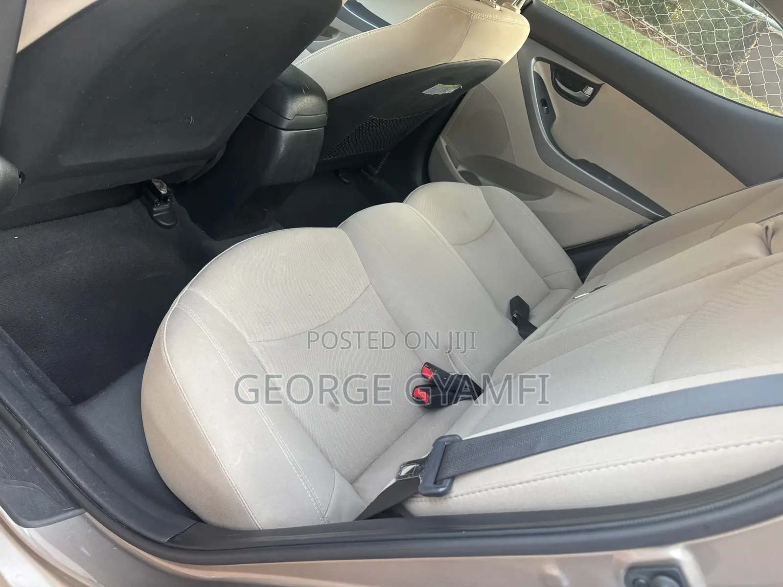 Hyundai Elantra SE Sedan FWD (1.8L 4cyl 6M) 2016 Gray