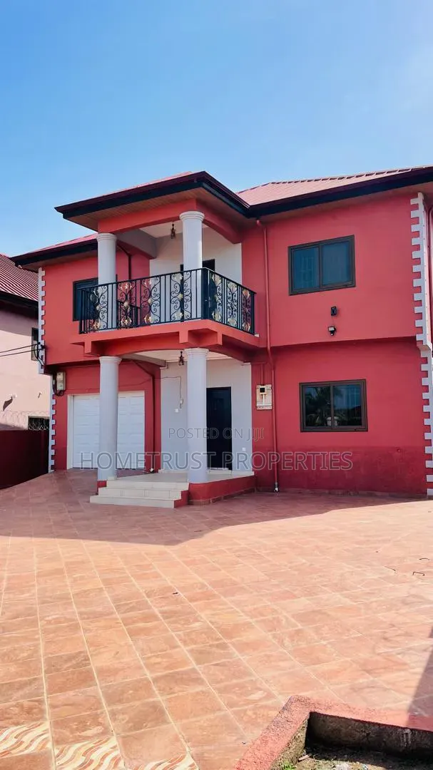 5bdrm Duplex in Pokuase Amanfrom for rent