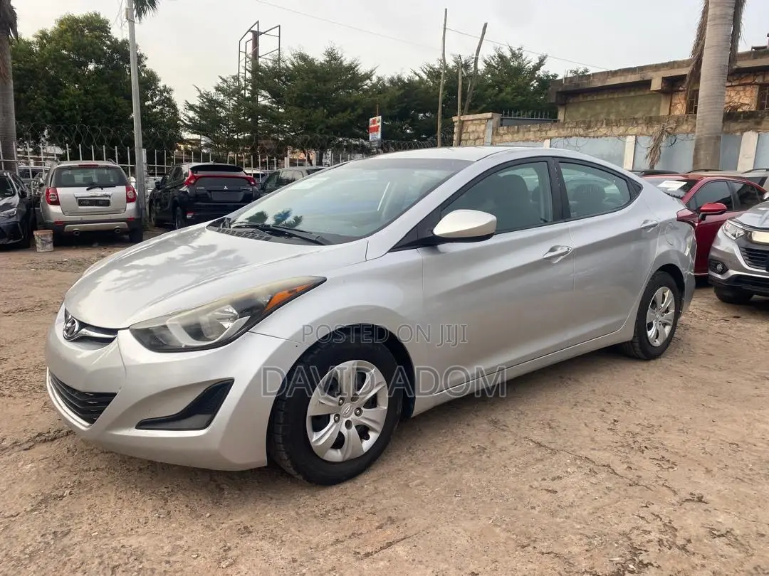 Hyundai Elantra 2015 Silver
