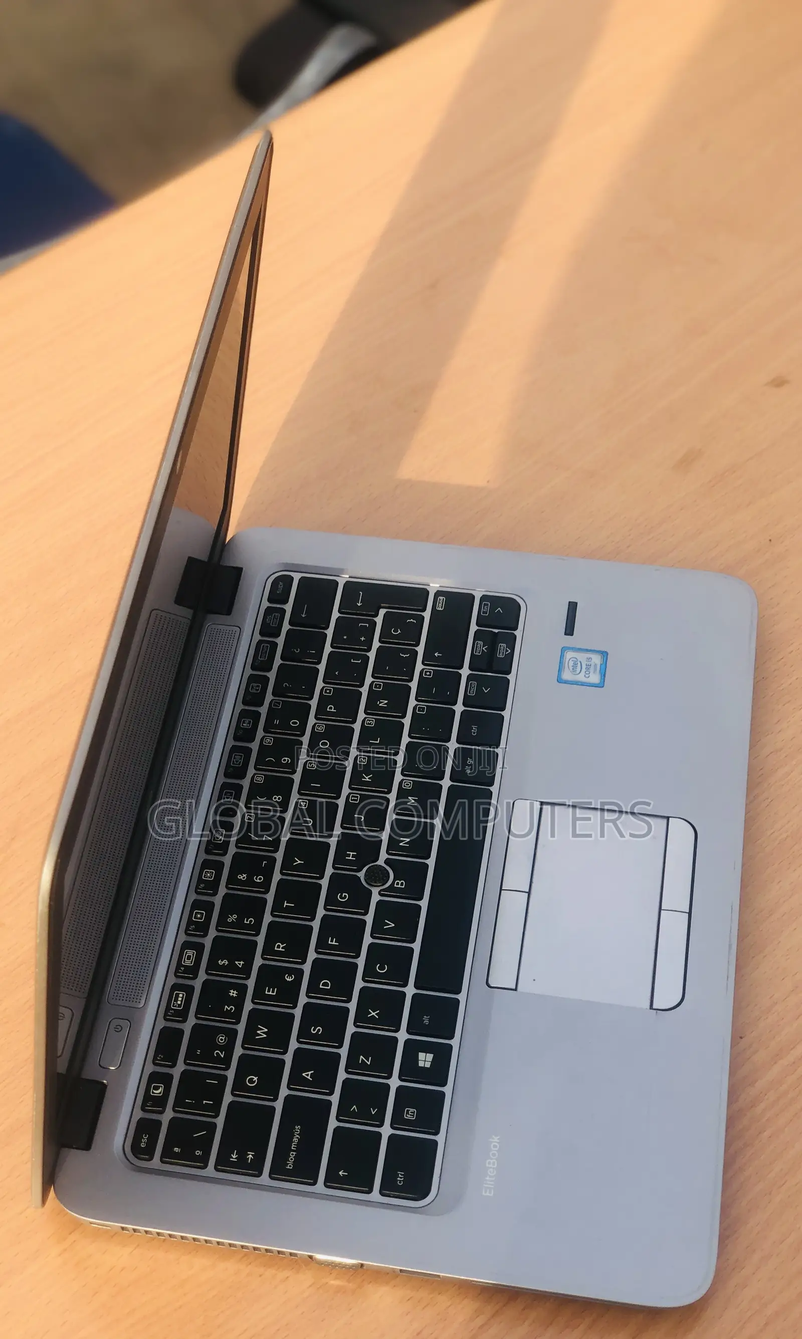 Laptop HP EliteBook 820 G3 8GB Intel Core i5 SSD 256GB