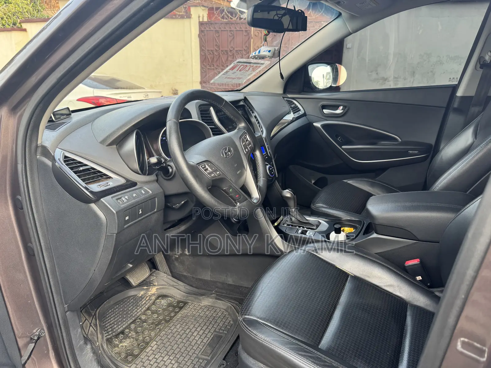 Hyundai Santa Fe 2014 Brown