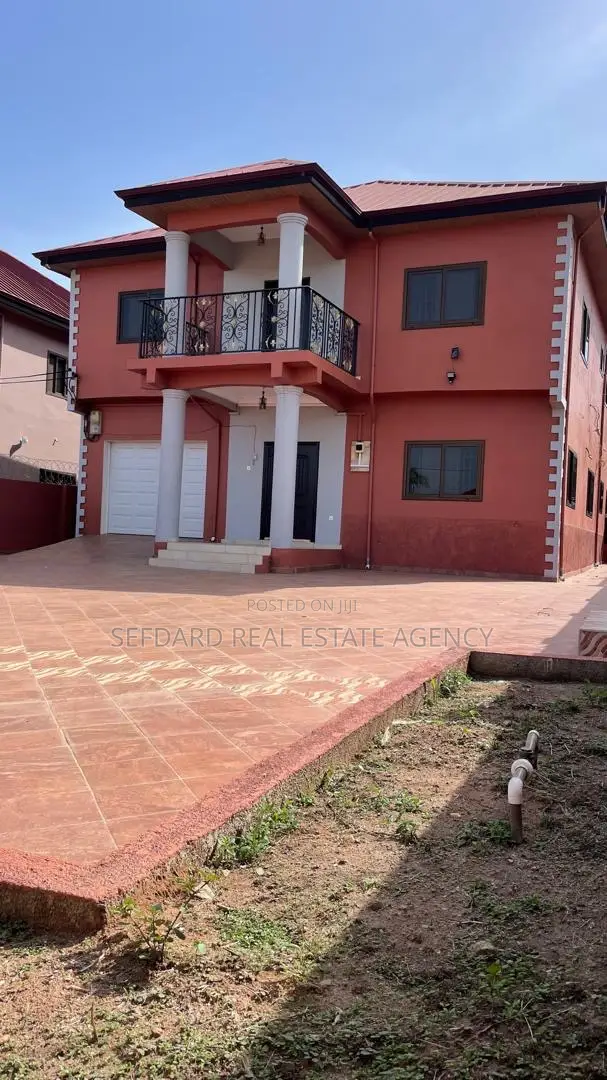 5bdrm Duplex in Sefdard Properties, Pokuase for rent