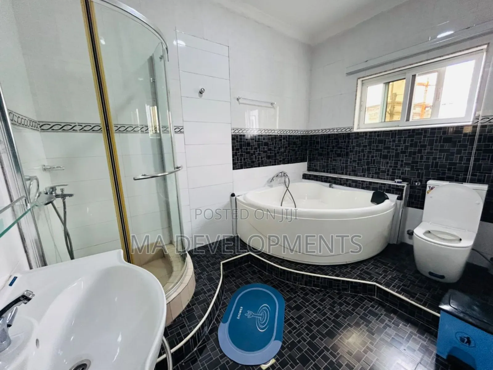 Furnished 3bdrm Apartment in Airport West for rent