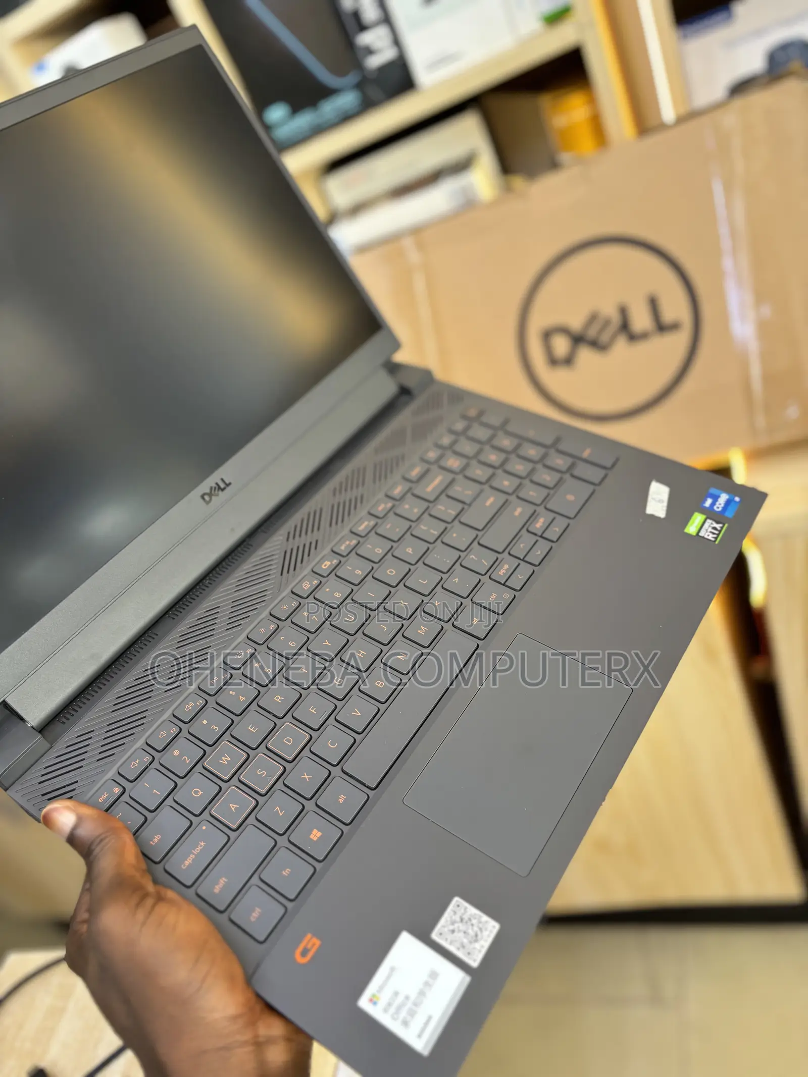 New Laptop Dell G15 5511 16GB Intel Core i7 SSD 512GB