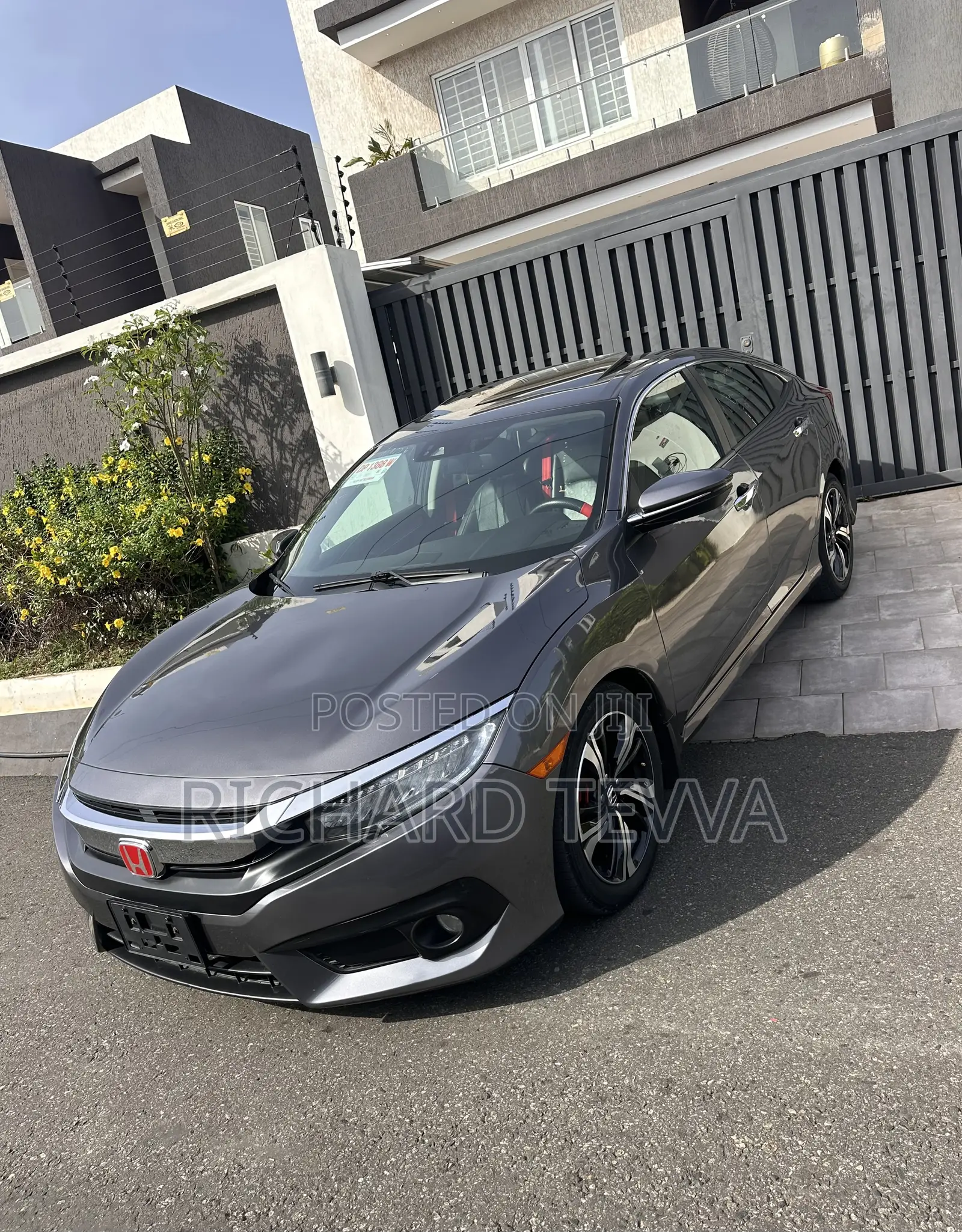 Honda Civic Touring 4dr Sedan (1.5L 4cyl) 2017 Silver