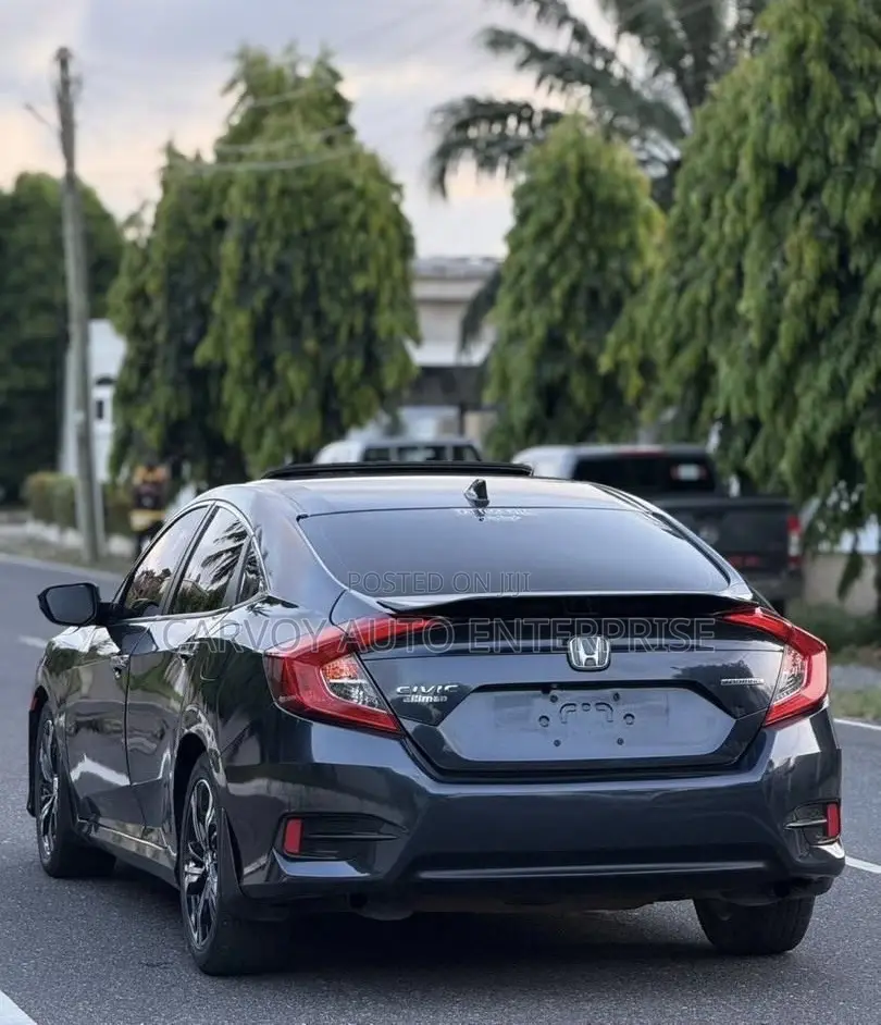 Honda Civic Touring 4dr Sedan (1.5L 4cyl) 2017 Black