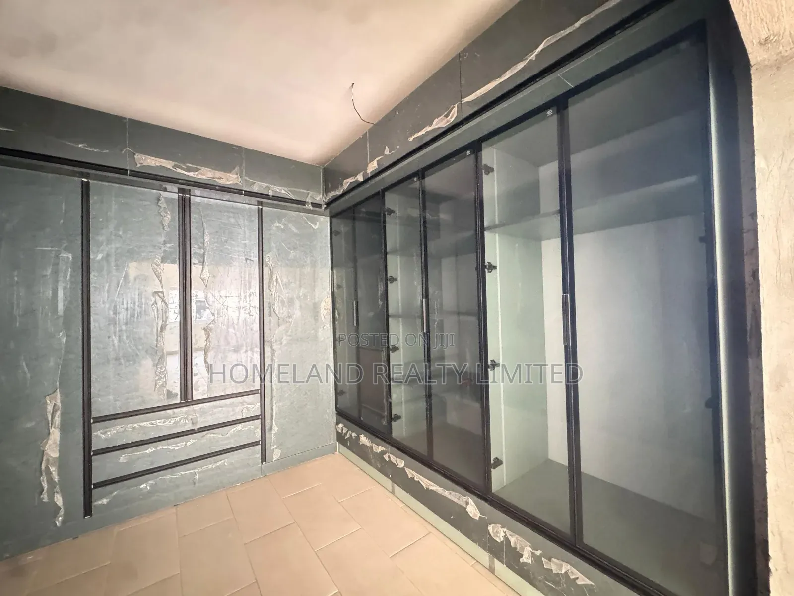 5bdrm Duplex in East Legon Hills, Accra Metropolitan for sale