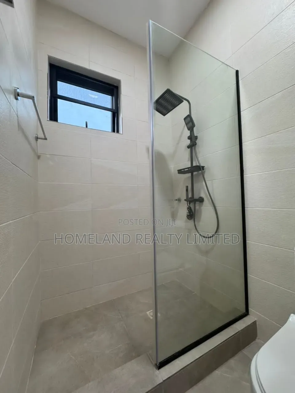 2bdrm Bungalow in East Airport, Accra Metropolitan for rent