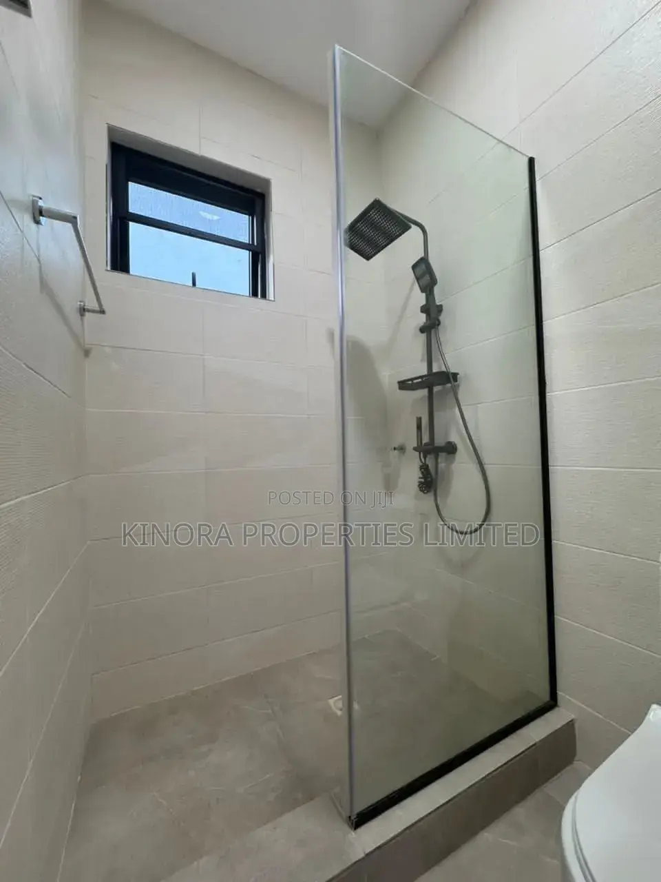 2bdrm Bungalow in East Airport, Accra Metropolitan for rent