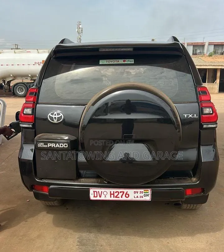 Toyota Land Cruiser Prado 2021 Black