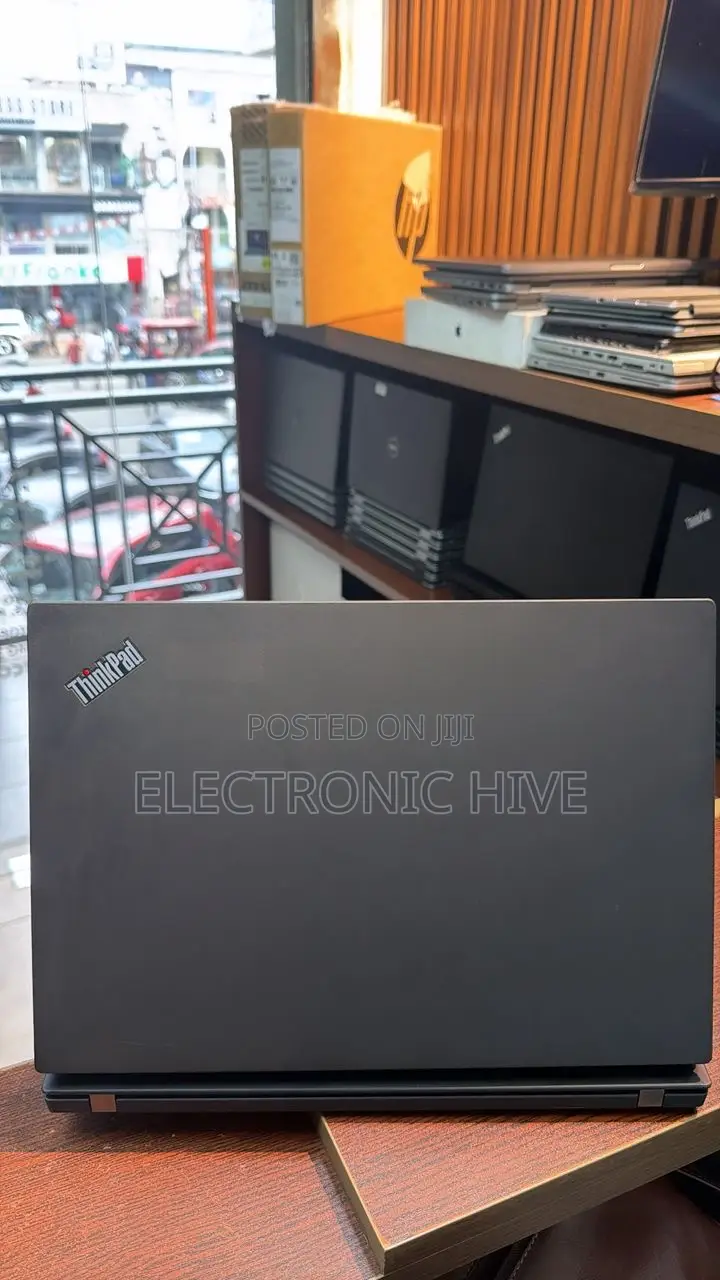 Laptop Lenovo ThinkPad P14s 16GB Intel Core i7 SSD 512GB
