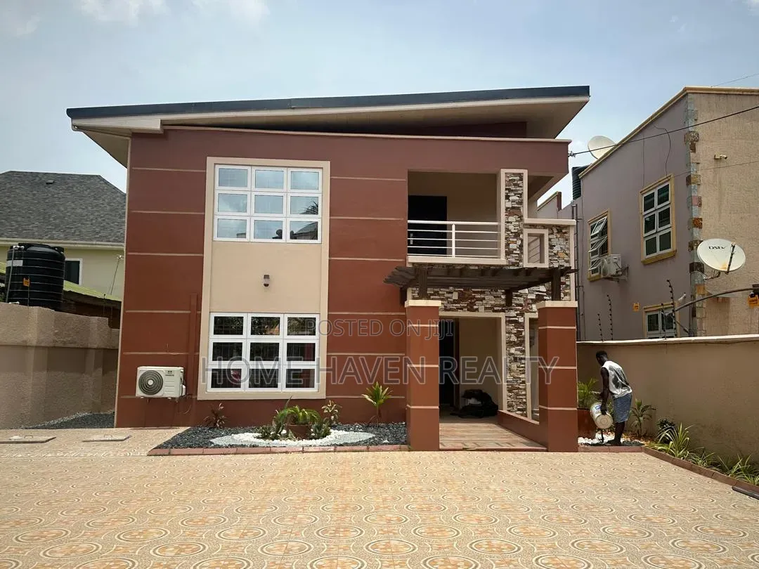 4bdrm House in North Legon for rent