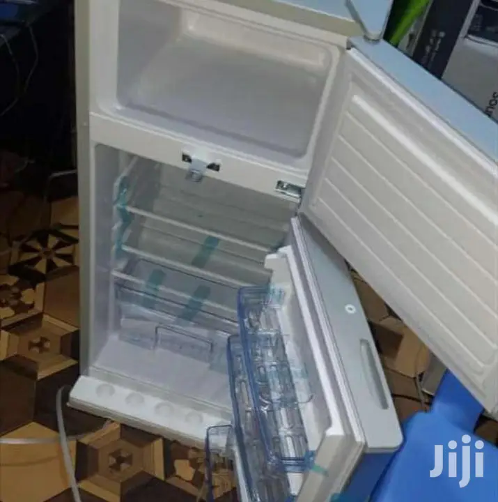 'Priceless*Nasco Table Top Fridge .