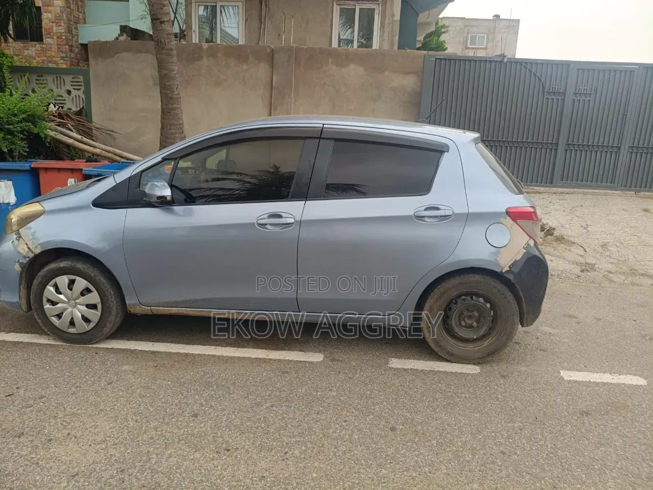 Toyota Vitz 2012 Blue