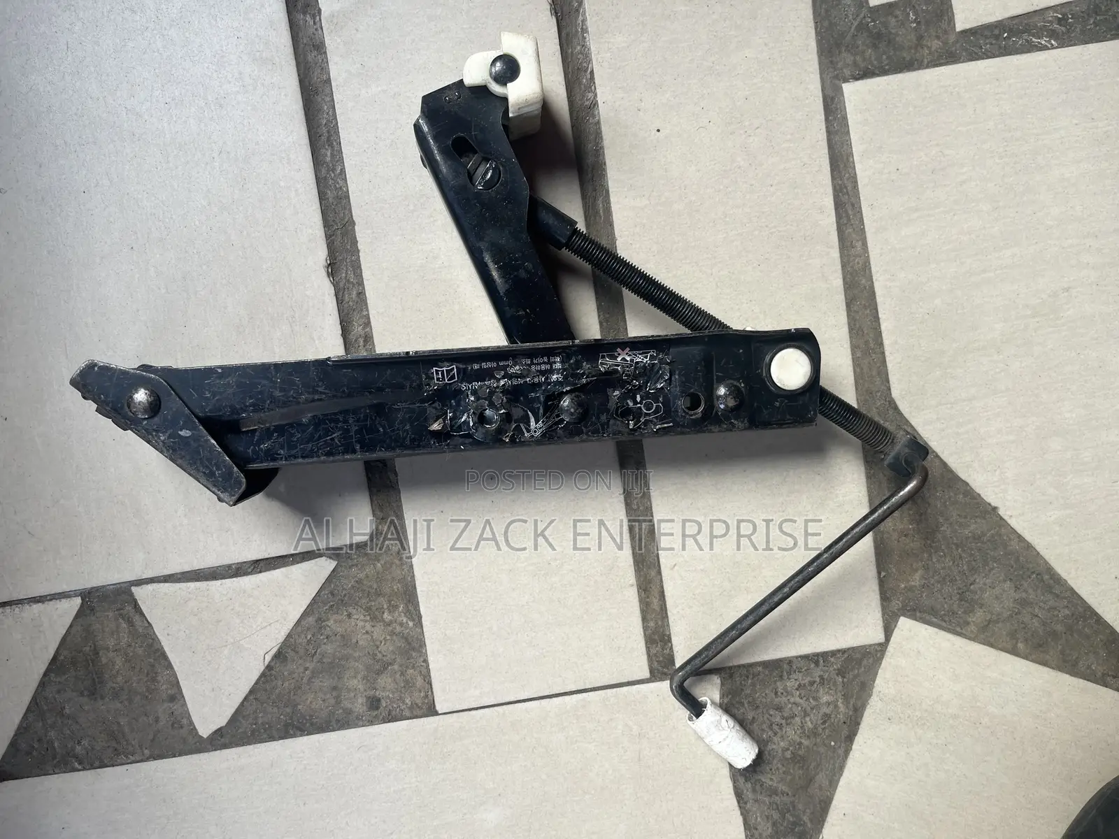 Mercedes Benz Original Jack