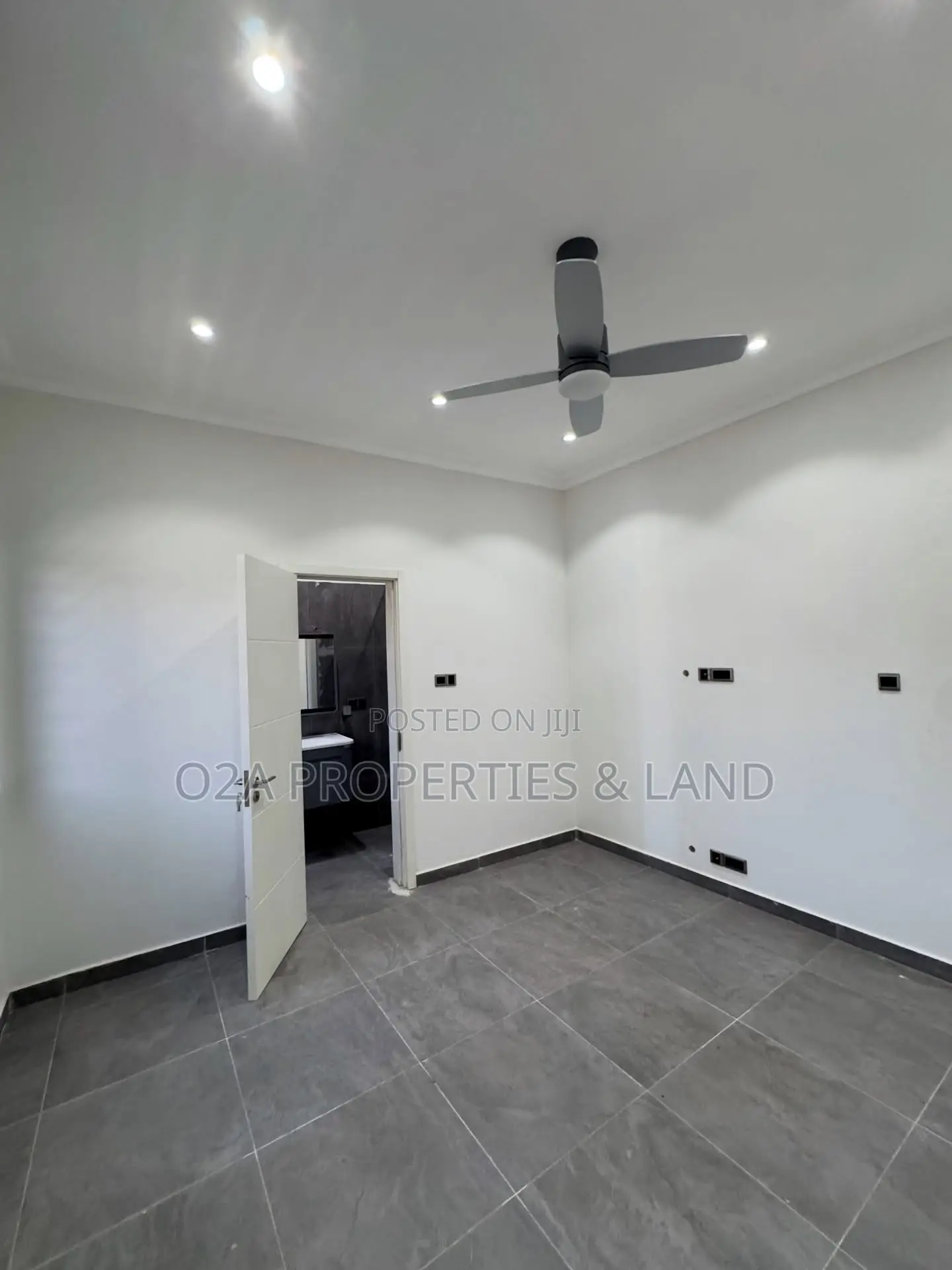 3bdrm House in Lakeside Estate for sale