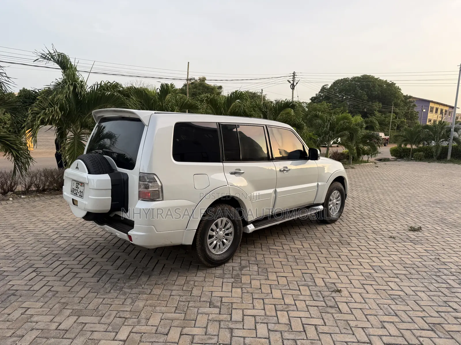Mitsubishi Pajero 3.0 2011 White