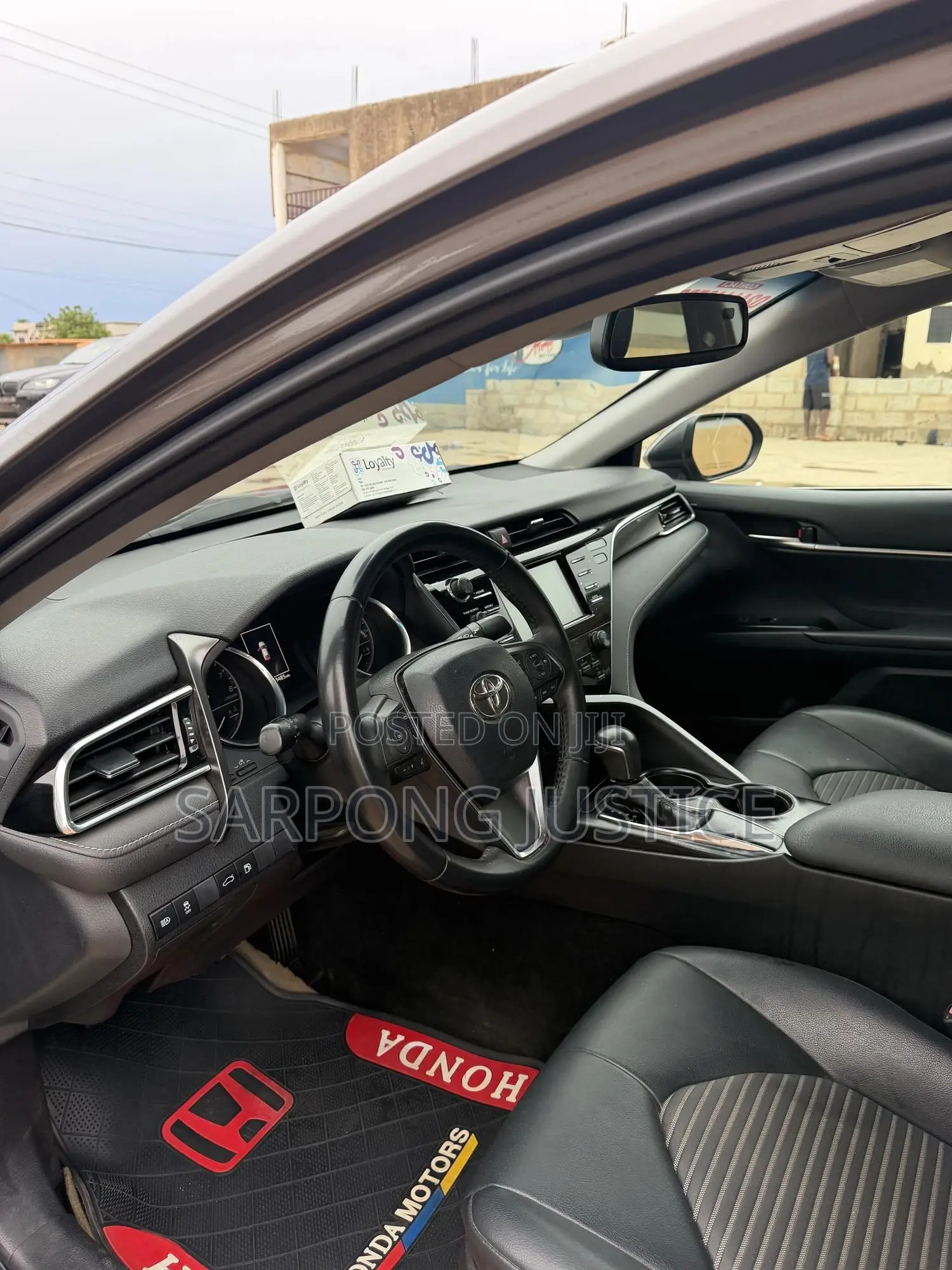 Toyota Camry 2018 Gray