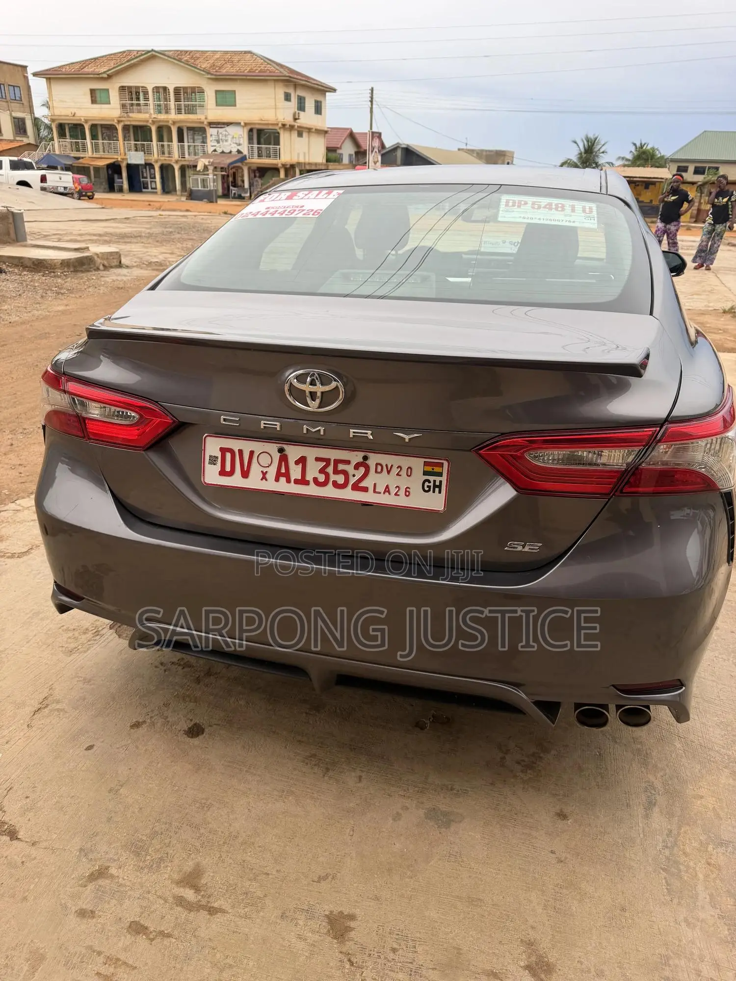 Toyota Camry 2018 Gray