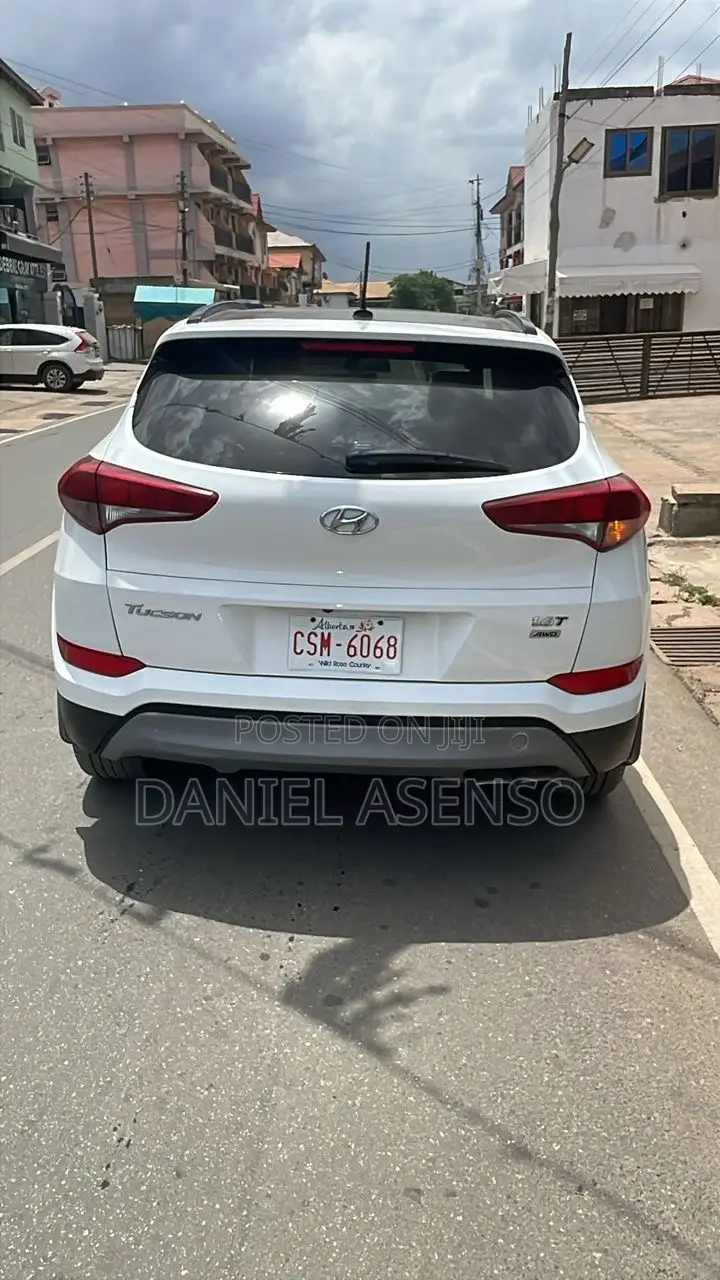 Hyundai Tucson 2017 White