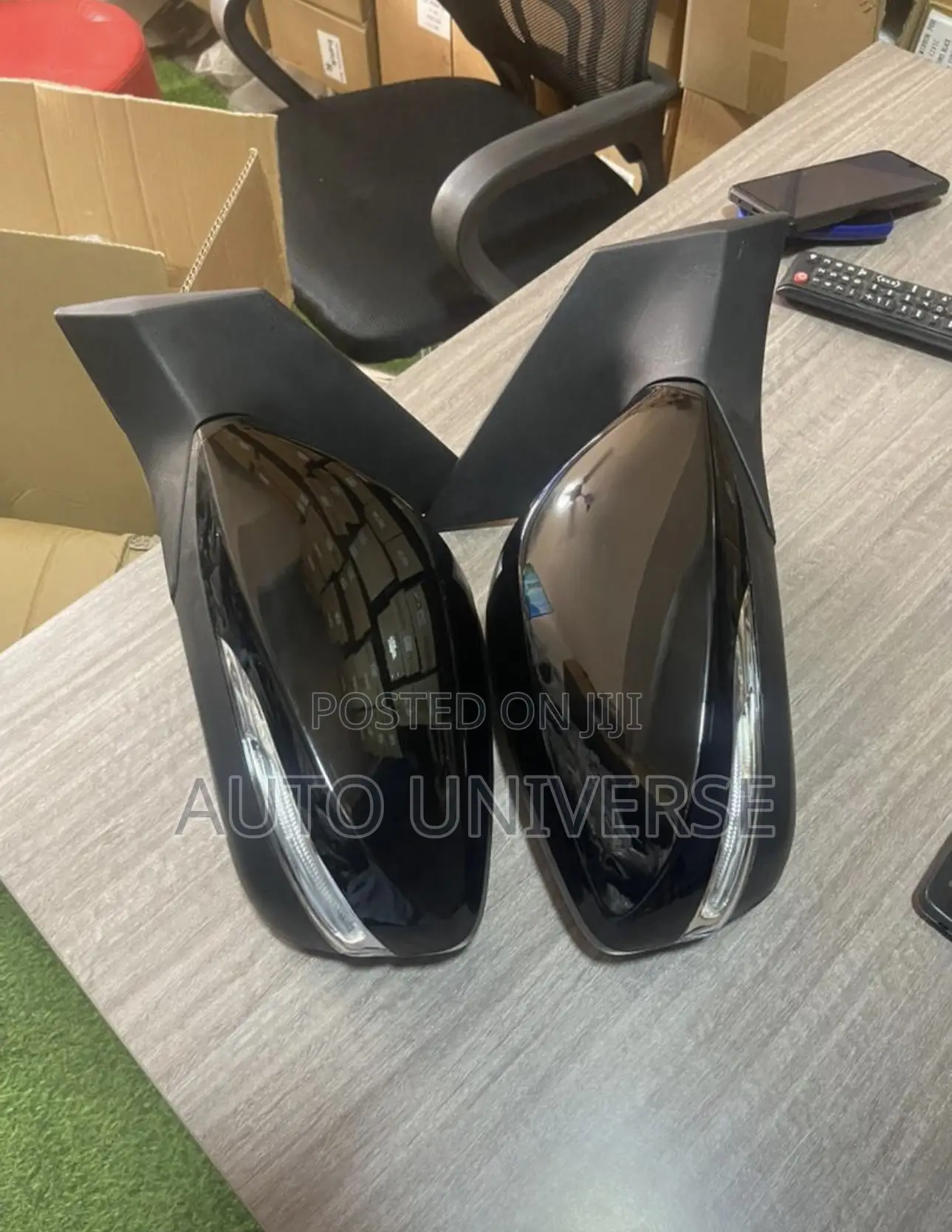 Hyundai Elantra 2011, 2012, 2013 Mirror With Light Available