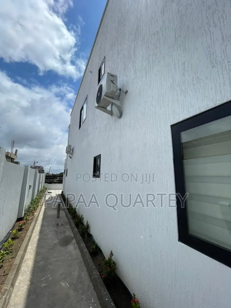 4bdrm House in The Kharis, Airport Residential Area for sale