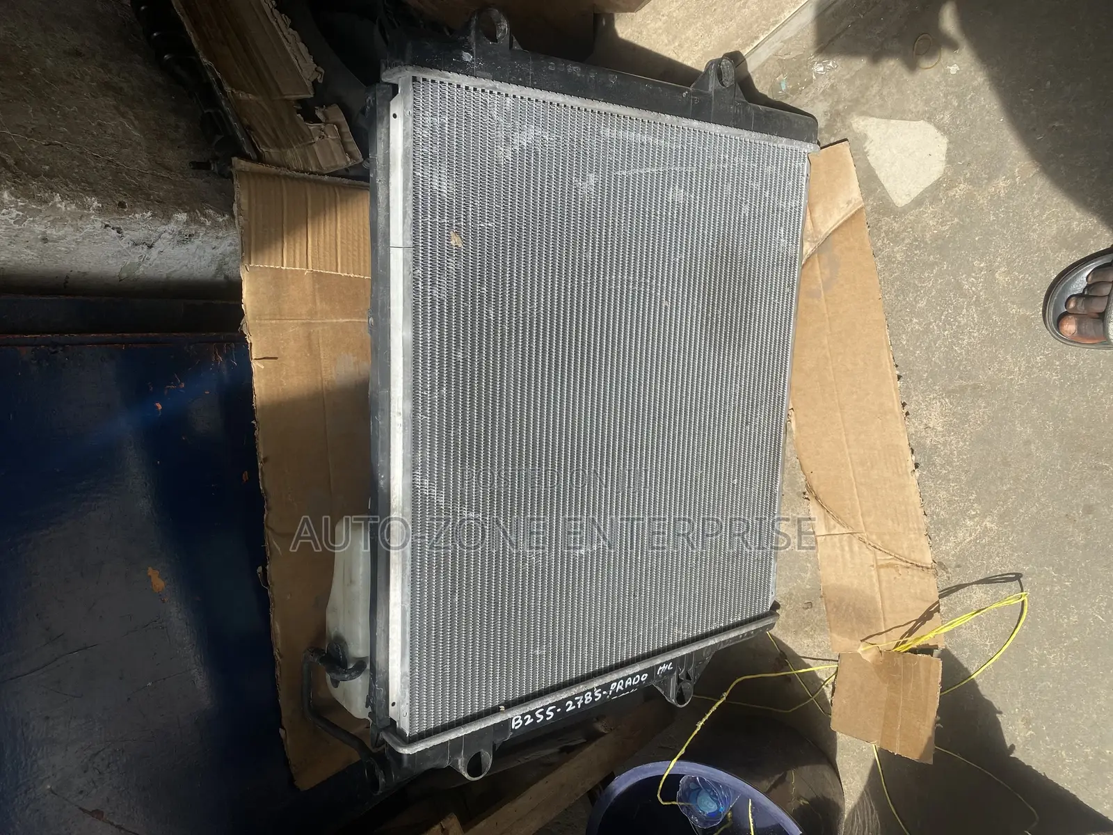 Land Cruiser Prado 2006-2010 Radiator Tank and Fan Case Complete