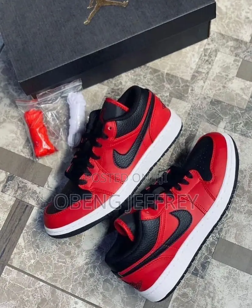 Original Air Jordan 1 Low Reverse Bred