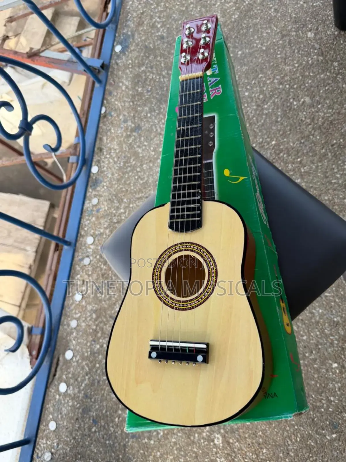 23-Inch Wooden Children Acoustic Guitar