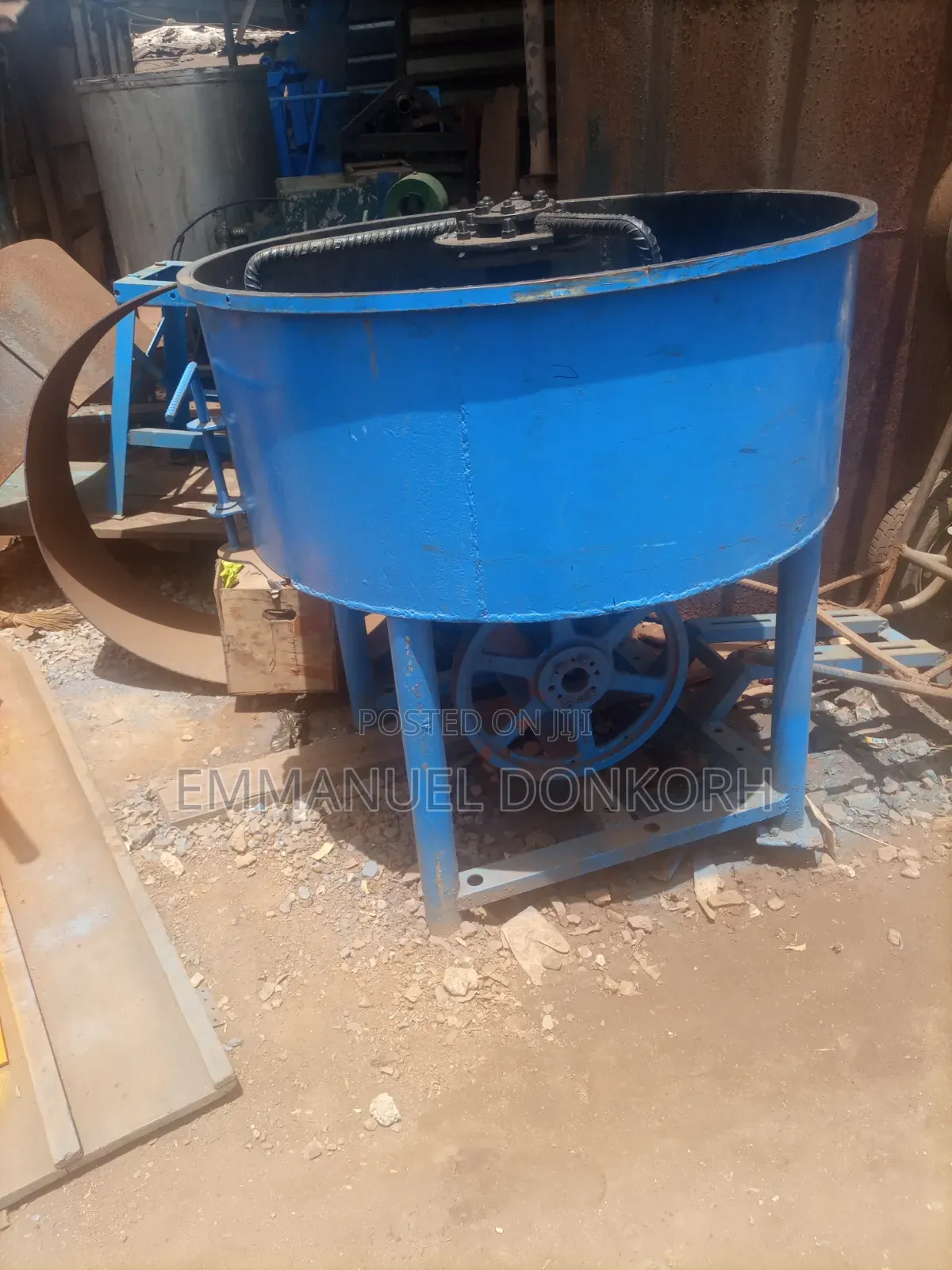 Cement/ Sand Mixer