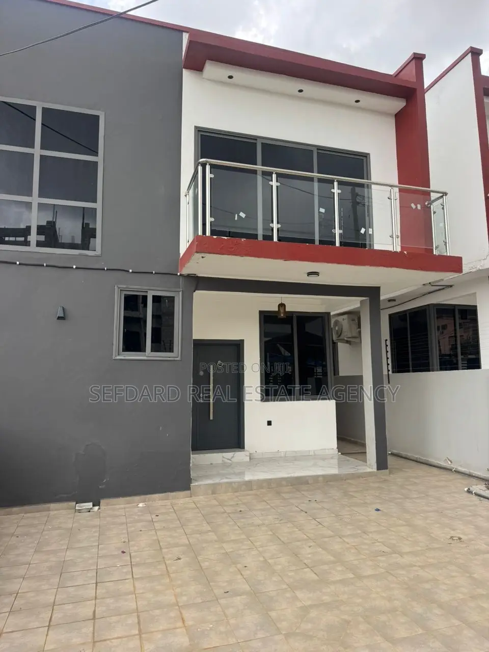 3bdrm Duplex in Sefdard Properties, Achimota for rent