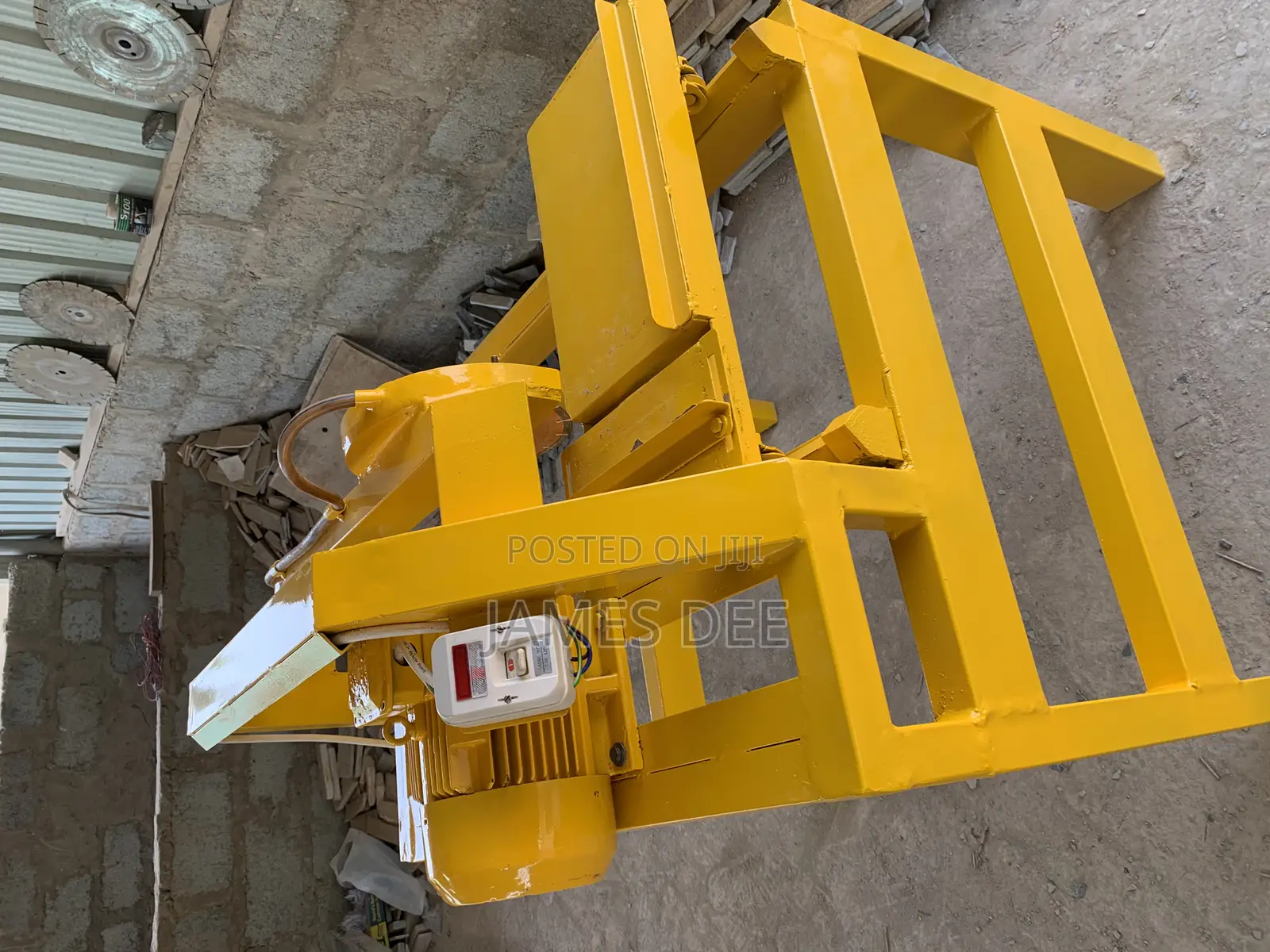 Stone Cutting Machine