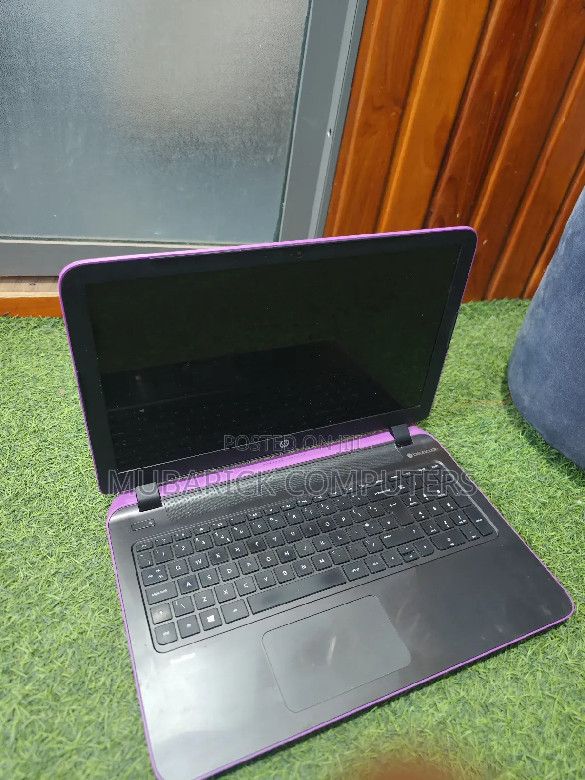 Laptop HP Pavilion 15 8GB Intel Core i3 HDD 1T
