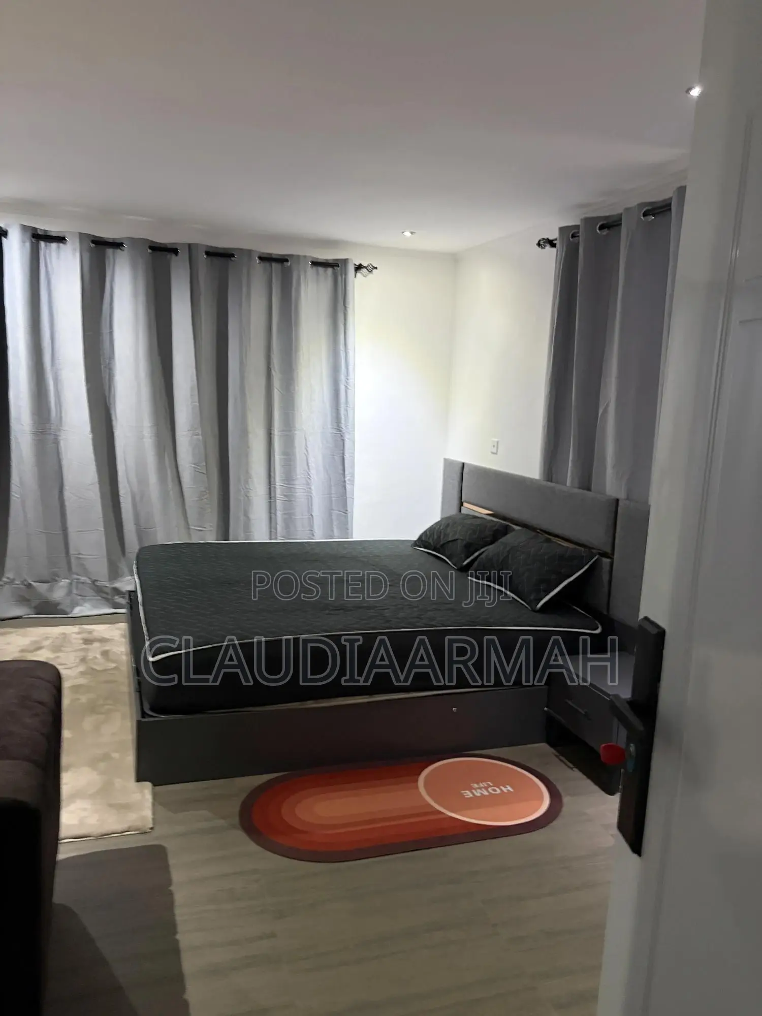 Furnished 1bdrm Apartment in The Grey Buildjng, American House for rent